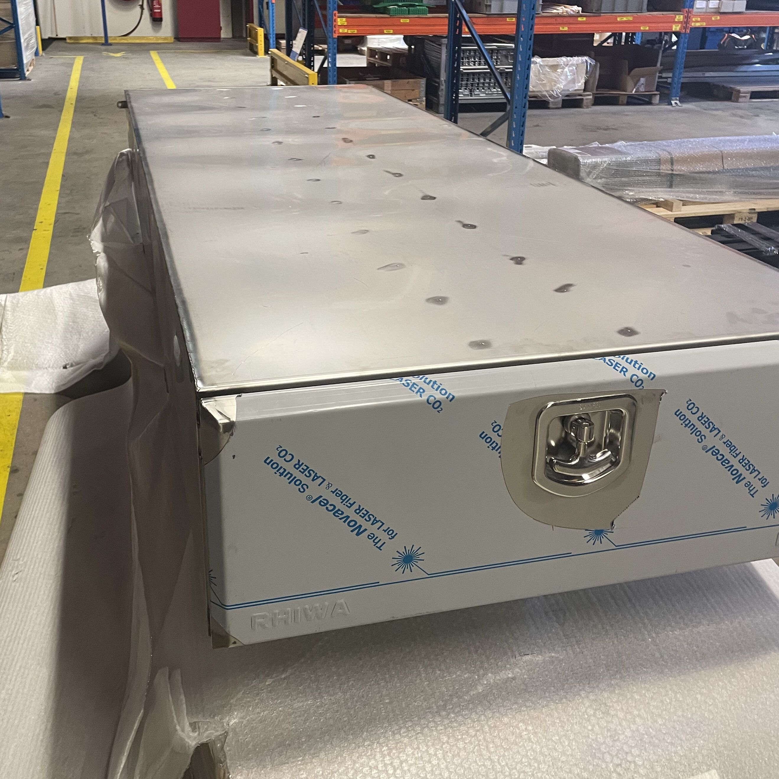 Bawer coffre à outils - 860 x 320 x 2460 mm (LxHxP) - acier inoxydable