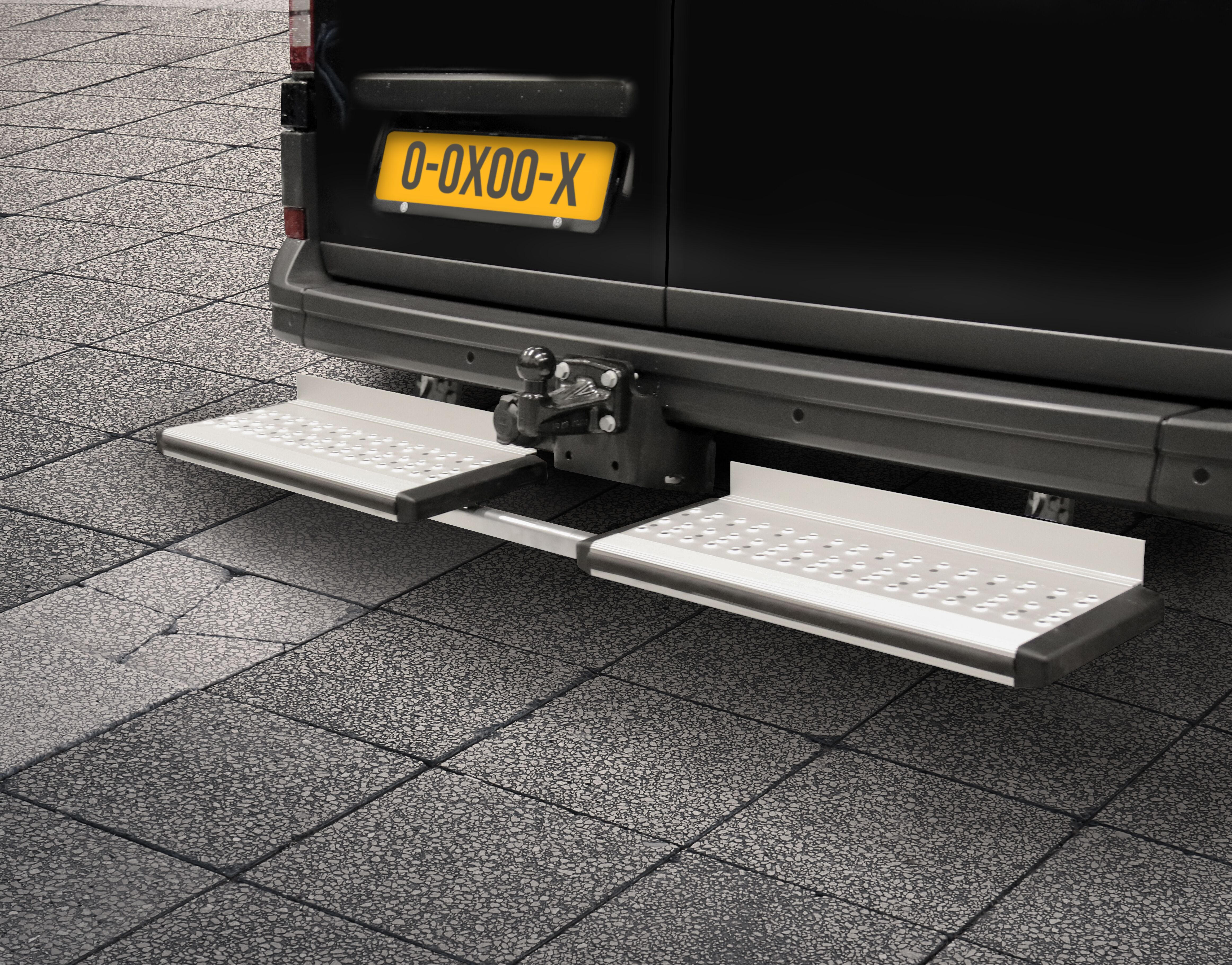 Rhiwa Easy Step Multi TB rear step - for Sprinter / Crafter / MAN TGE until 2017 with tow-bar